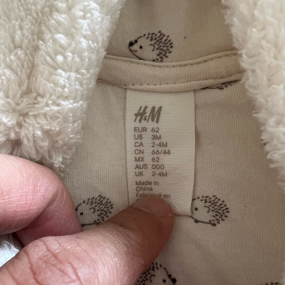 Old navy and H&M baby clothes
Size on the pictures - Picture 2 of 10